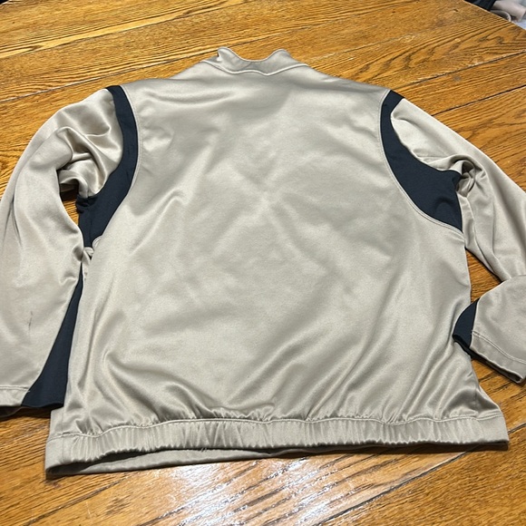 Nike Golf tan men’s 1/4 zip pullover fleece. Good condition. Size Large. - Picture 7 of 8